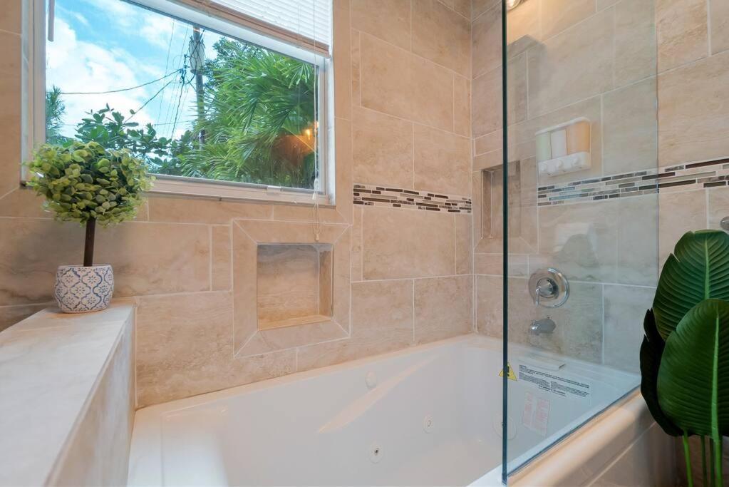 Garden Oasis In Flamingo Park West Palm Beach Exterior foto